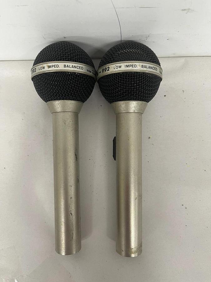 Used TOA DM-992 Low Imped. Balanced Dynamic Microphone Vintage - TESTED - Lot of 2 -