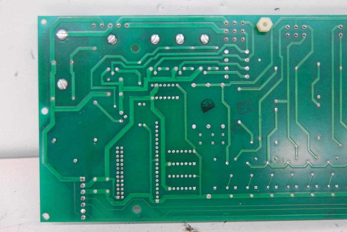Used Beckman Coulter Liquid Scintillation Relay/Power Board 00500702 (Beckman LS6500)