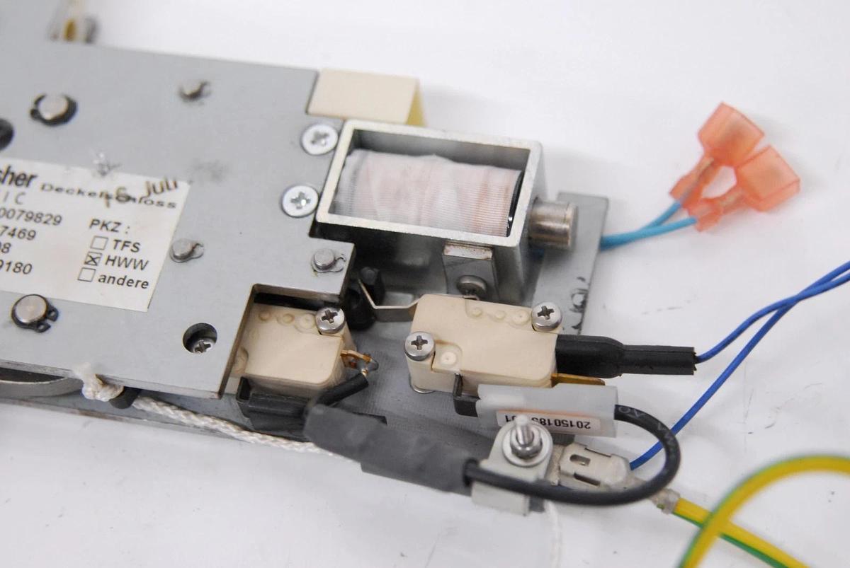 Used Thermo Fisher 50079829 097469 Lid Latch Assembly (accuSpin 1R Centrifuge)