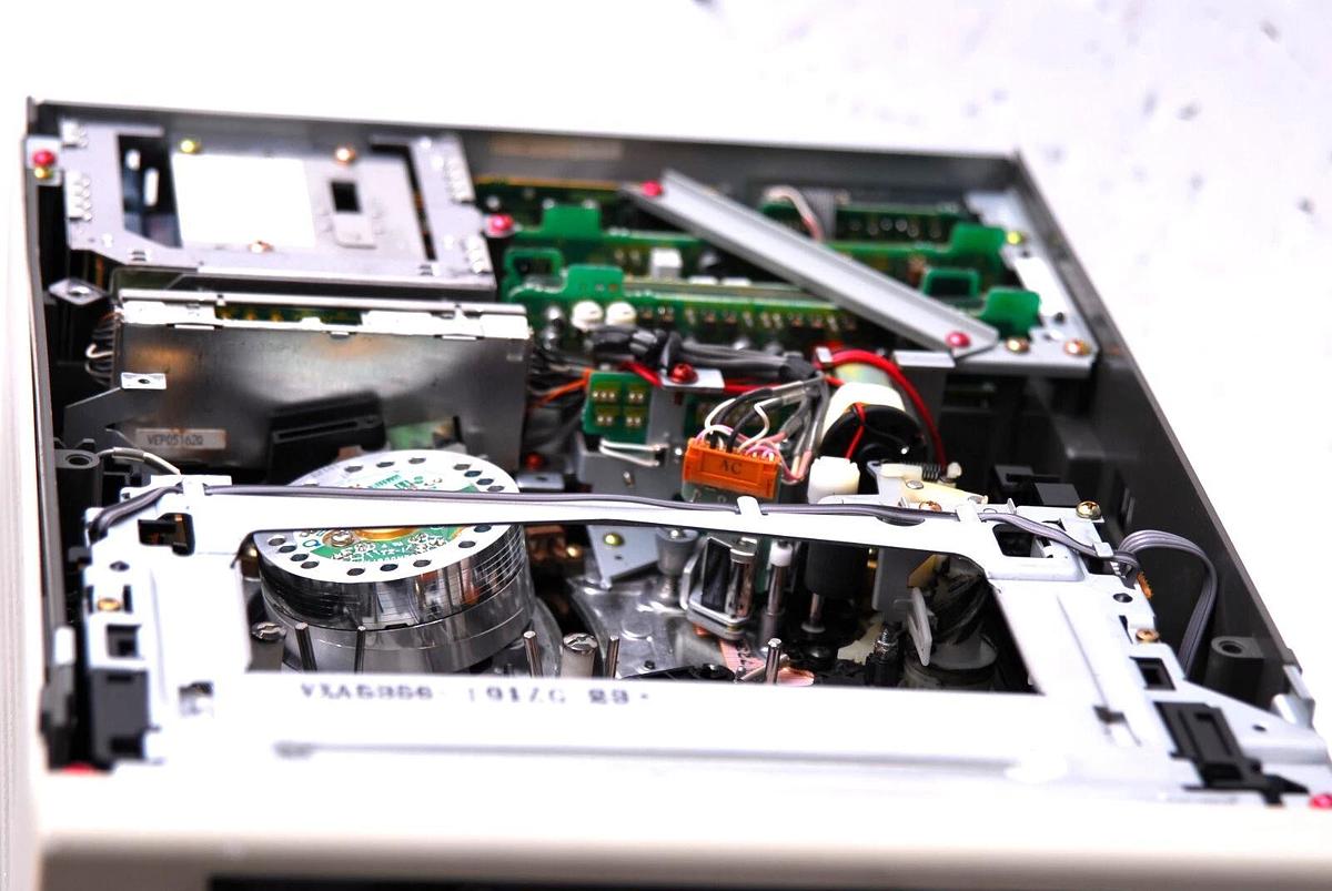 Used Panasonic AG-MD835 Video Recorder