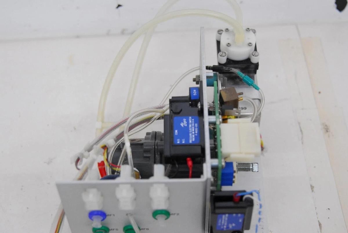 Used Becton Dickinson 03-20107-00 Sample Press REG PCB W/ Assembly (FACSCalibur)