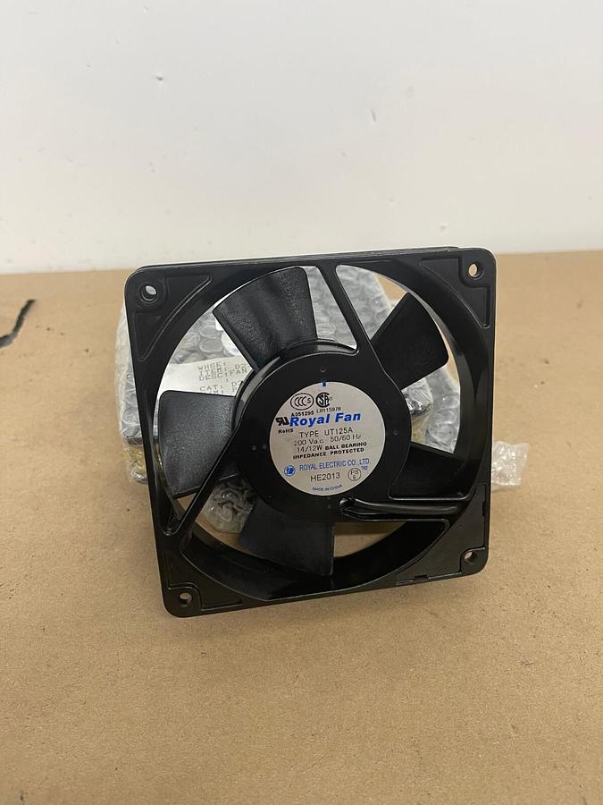 Used Royal Fan UT125A AC220V 14/12W 12CM aluminum frame cooling fan