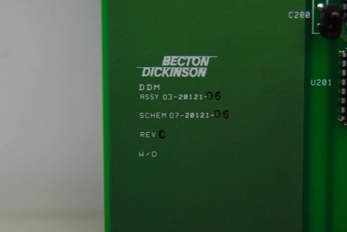 Used Becton Dickinson DDM 03-20121-06 BEELAG Controller (FACSCalibur)