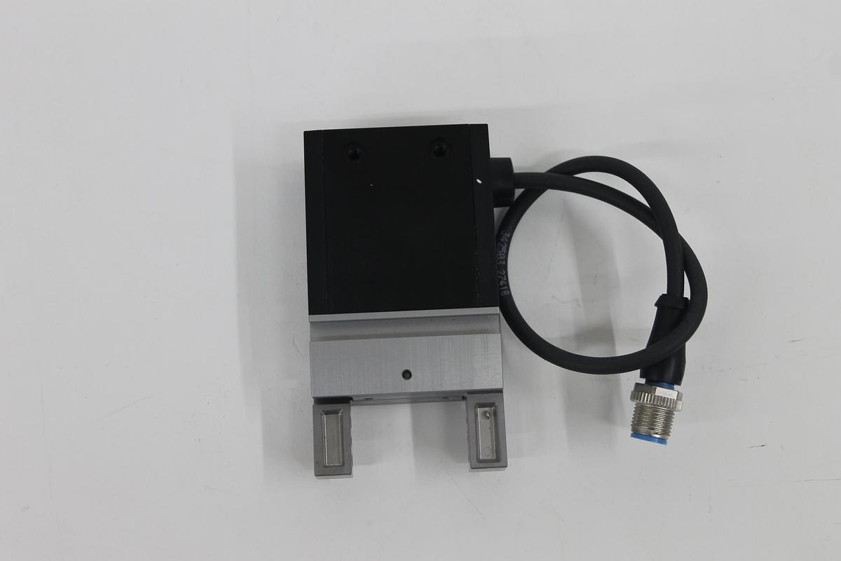 Used Festo EHPS-16-A-CS Parallel Gripper W/ Controller Board