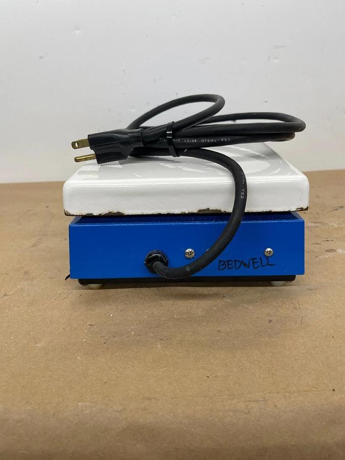 Used Barnstead Thermolyne S35925 VWR Model 310 Magnetic Stirrer