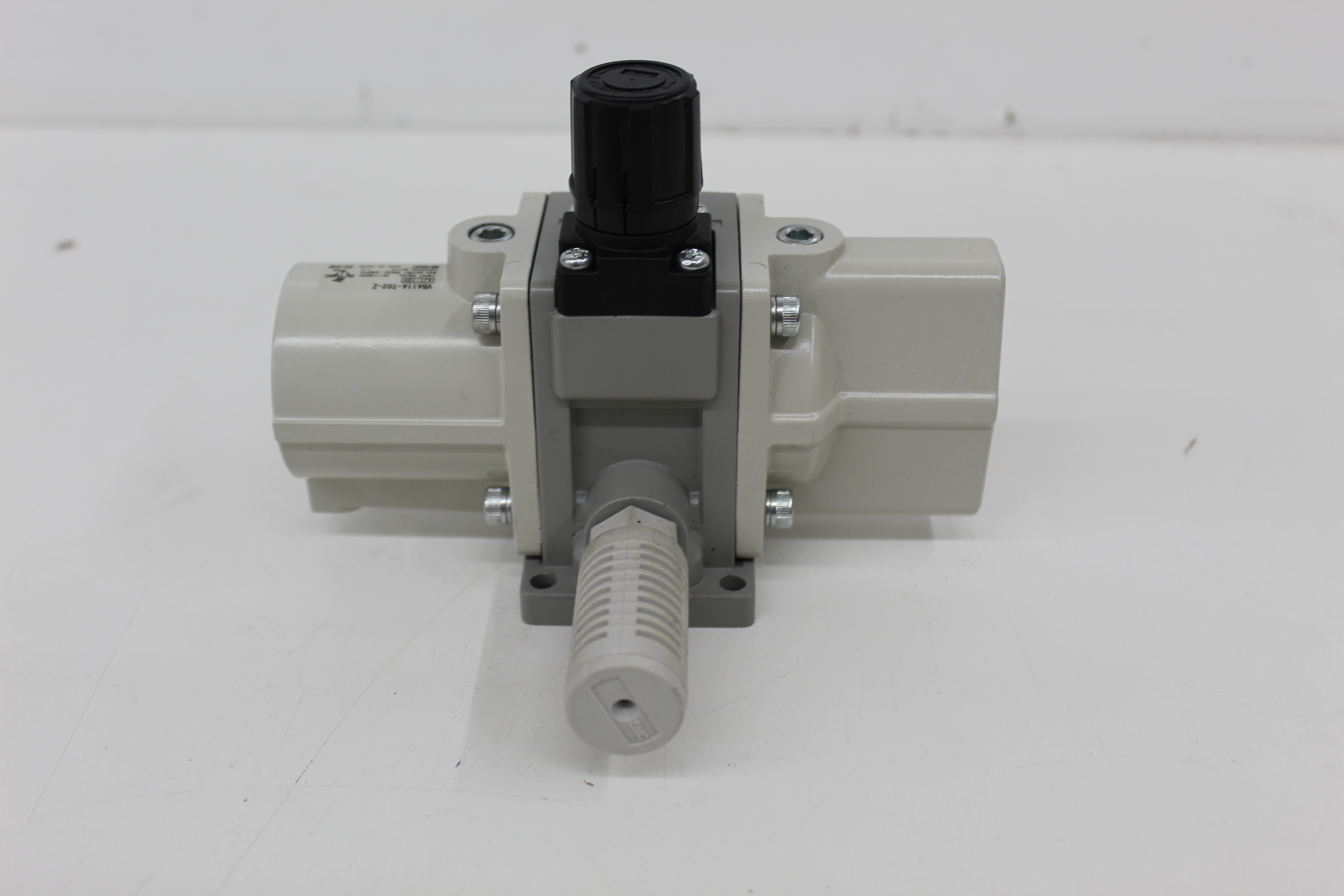 Used SMC VBA11A-T02-Z Pneumatic Air Pressure Booster Regulator 145 PSI In 290 PSI Out