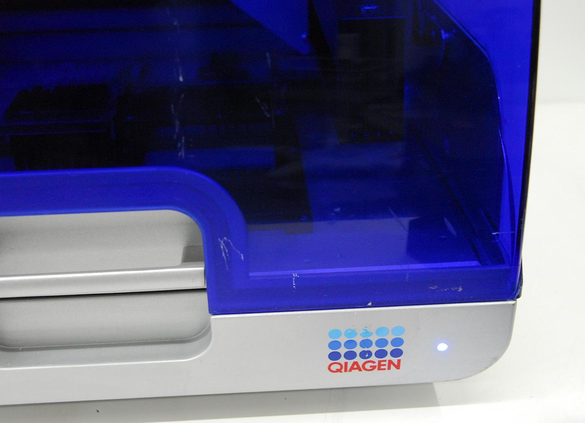 Used QIAGEN QIAgility Automated PCR Prep Liquid Handling System Workstation 