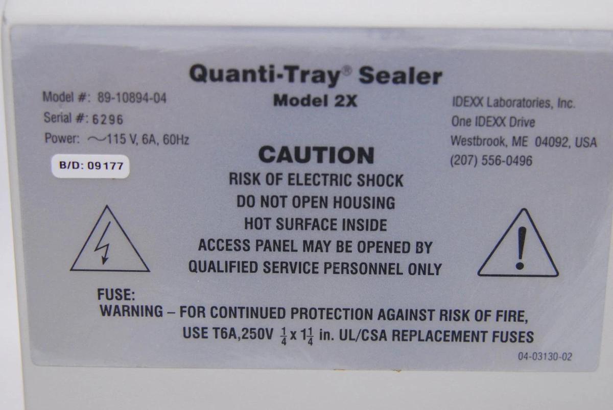 Used IDEXX 89-10894-04 Quanti-Tray Sealer Model 2X (9204 on Counter) - For Parts