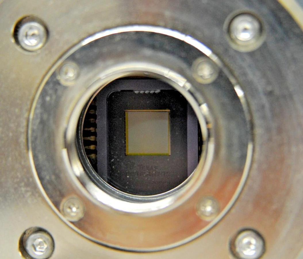 Used Hamamatsu EM-CCD C9100-50 Microscope Camera W/ Magnetic Mount - Read Description