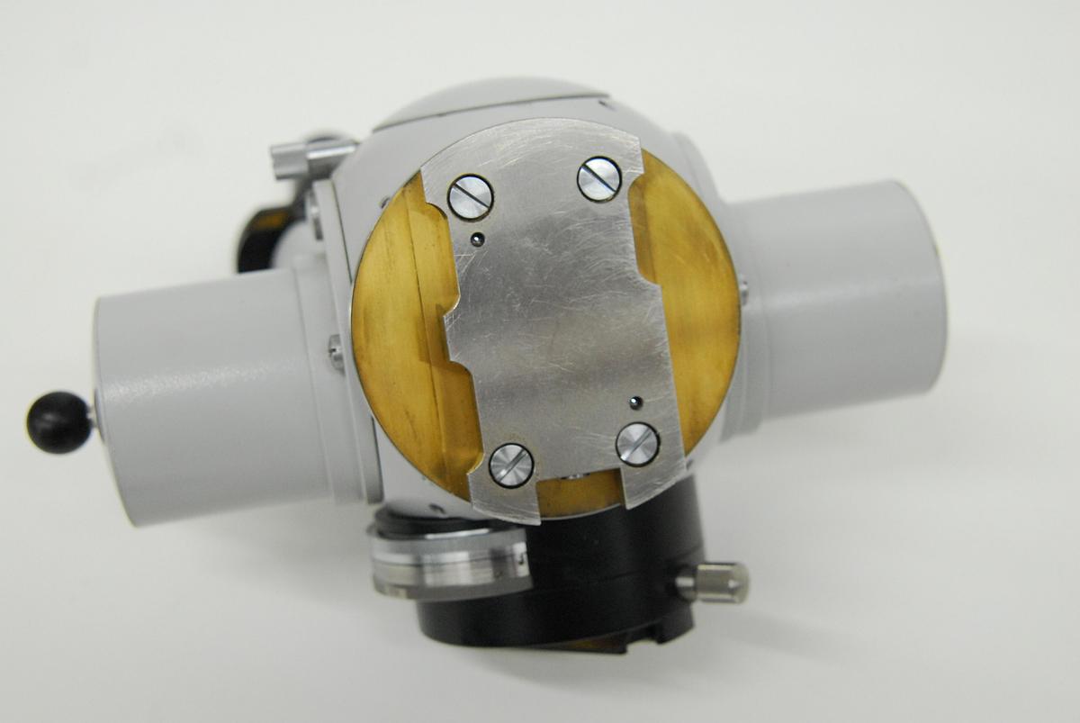 Used Zeiss Universal Microscope Tube Head, Eyepieces, Optovar, Filter Slider