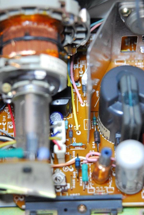 Used Vintage CRT - Matsushita 240AKB31N M-C9001N TR-90A1 9" Display (Shimadzu UV-160)