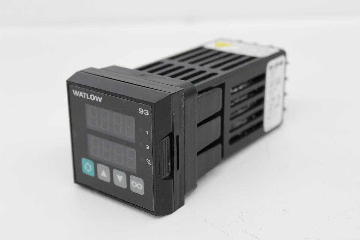 Used Watlow 93 93AB-1CD0-0ARR Digital LED Display Temperature Controller