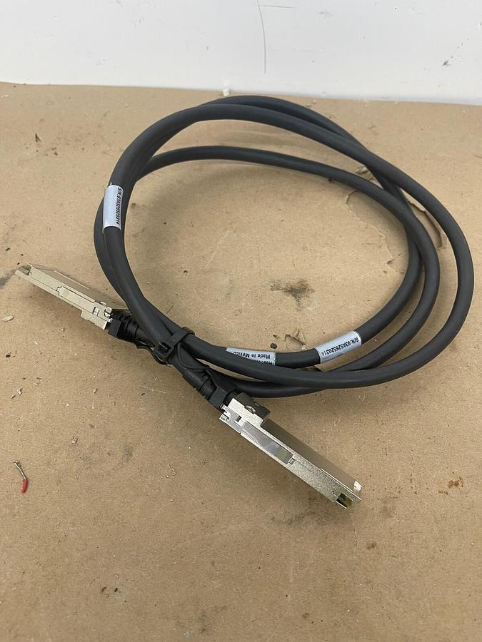 Used GENUINE NetApp 112-00177 External SAS Cable QSFP-QSFP 6ft 6”