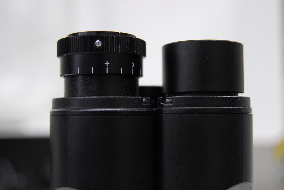 For Parts Olympus U-BI90CT Binocular Microscope Head - Read Description