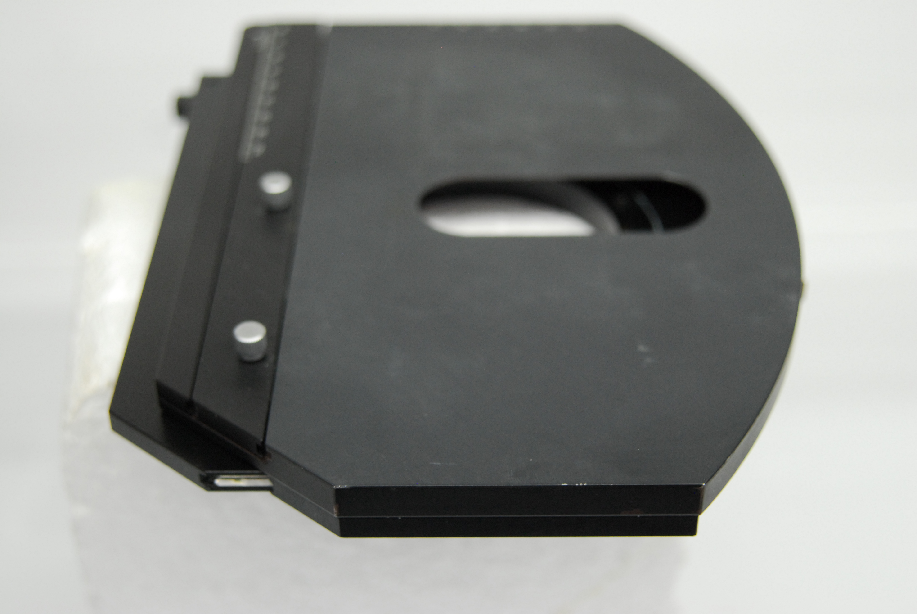 Used Zeiss 1067-325 Right Hand Rotating XY Microscope Stage 75mmx50mm/240°