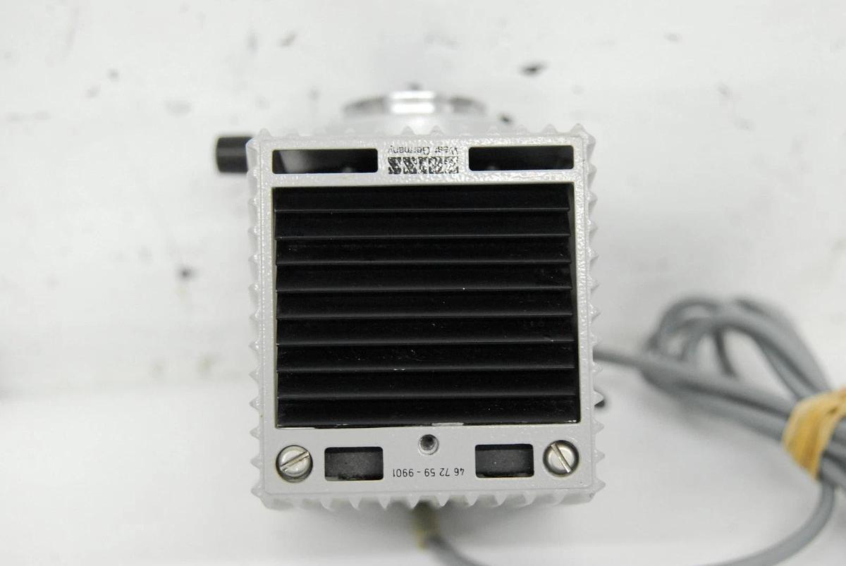 Used Zeiss 39 25 33 Microscope Power Supply  W/ 46 72 59, 46 80 19 Lamp Housing