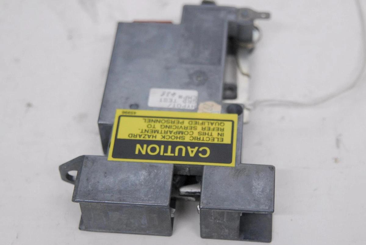 Used IEC 43181R Lid Latch (from IEC Centra MP4R Centrifuge)