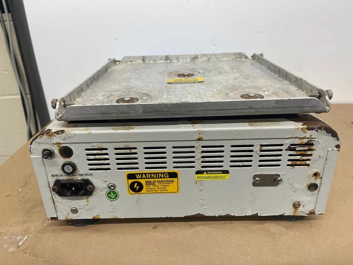 Used Thermo Scientific Orbital Shaker MaxQ 2000 SHKA2000 - For Parts