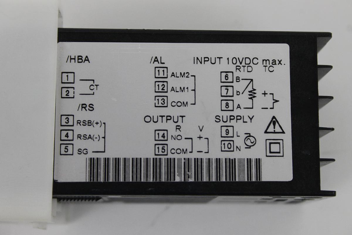 Used YOKOGAWA UT130 TEMPERATURE CONTROLLER