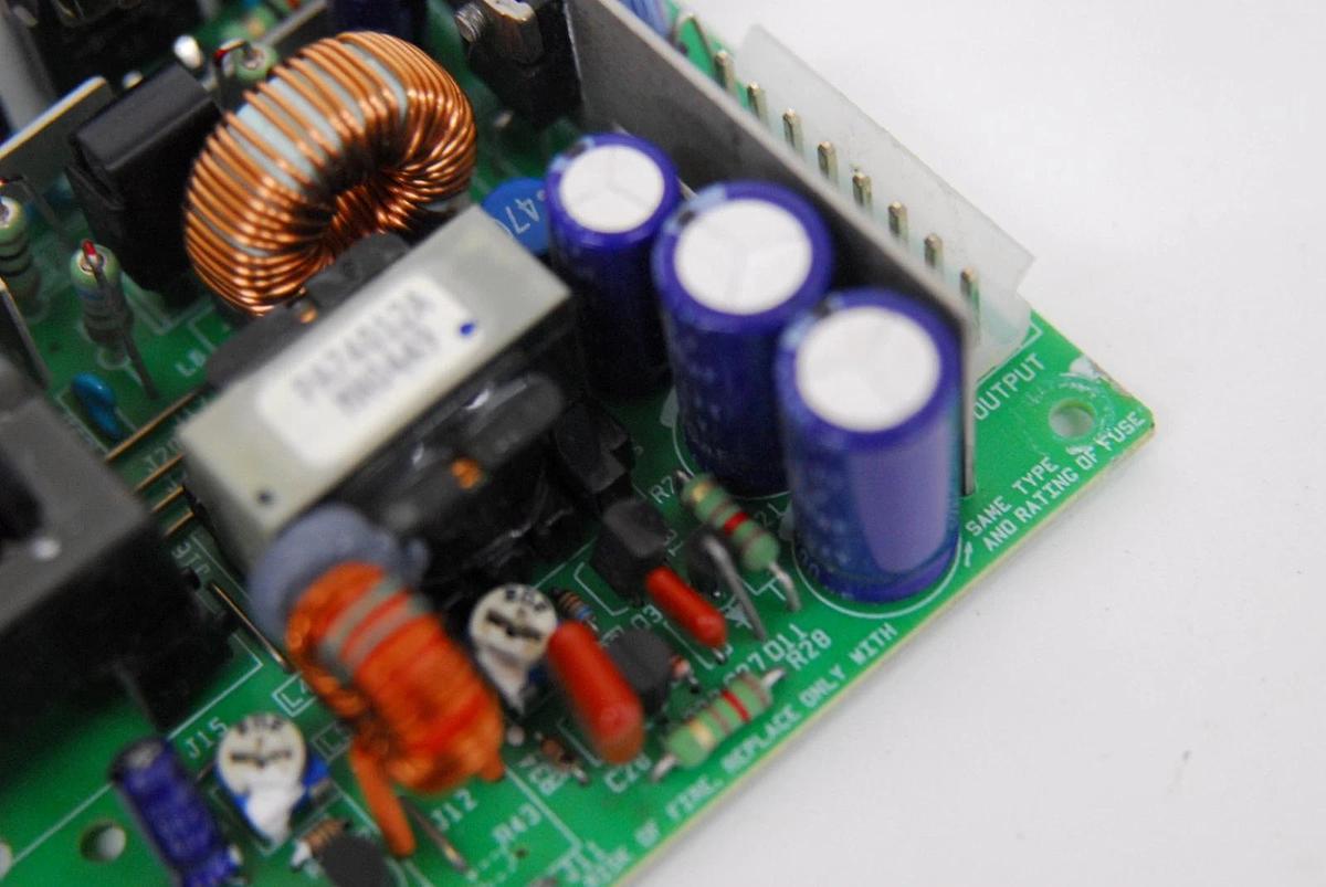 Used Nemic Lambda ZT90-5FF Triple Output Power Supply 5V,10A/+15V,2.5A/-15V,0.5A