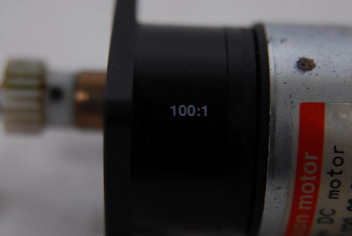 Used Maxon DC Motor 47.040.038-00.09-084 K10, 236-050