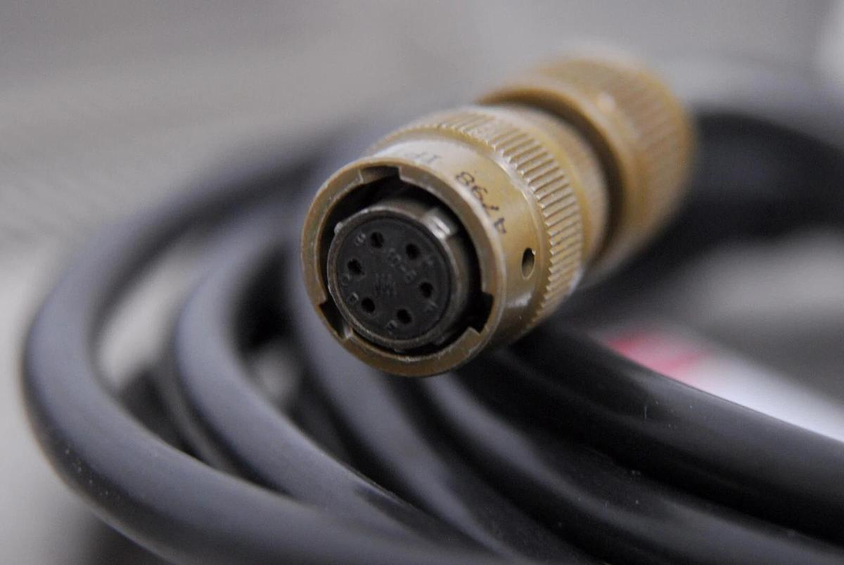 Used Varian TV 150HT Turbomolecular Pump Turbo-V MacroTorr W/ 9699535 Controller