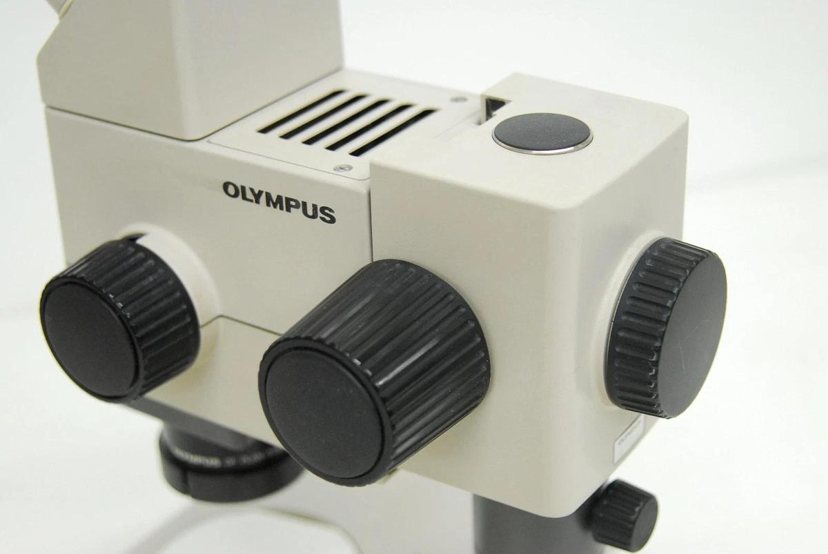 Used Olympus SZH Stereo Microscope W/ GWH10X-D/CD Eyepieces, DF PLAN 0.75X Objective