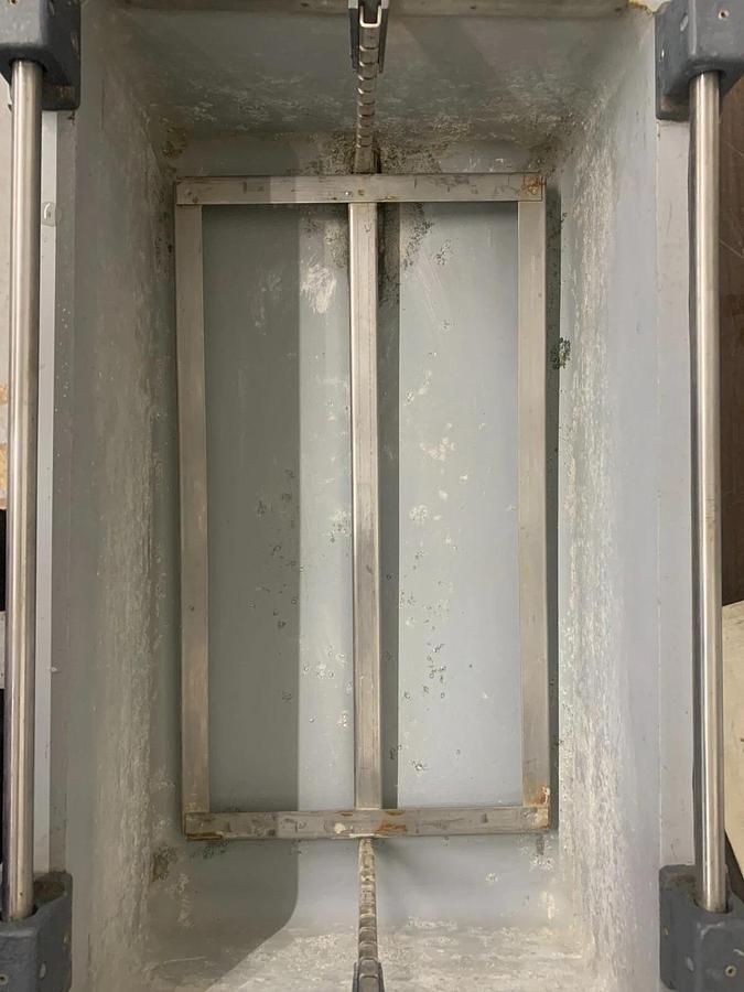 Used American Optical Temperature Control Water Bath w/ Shaker Tray 02156 - Tested!