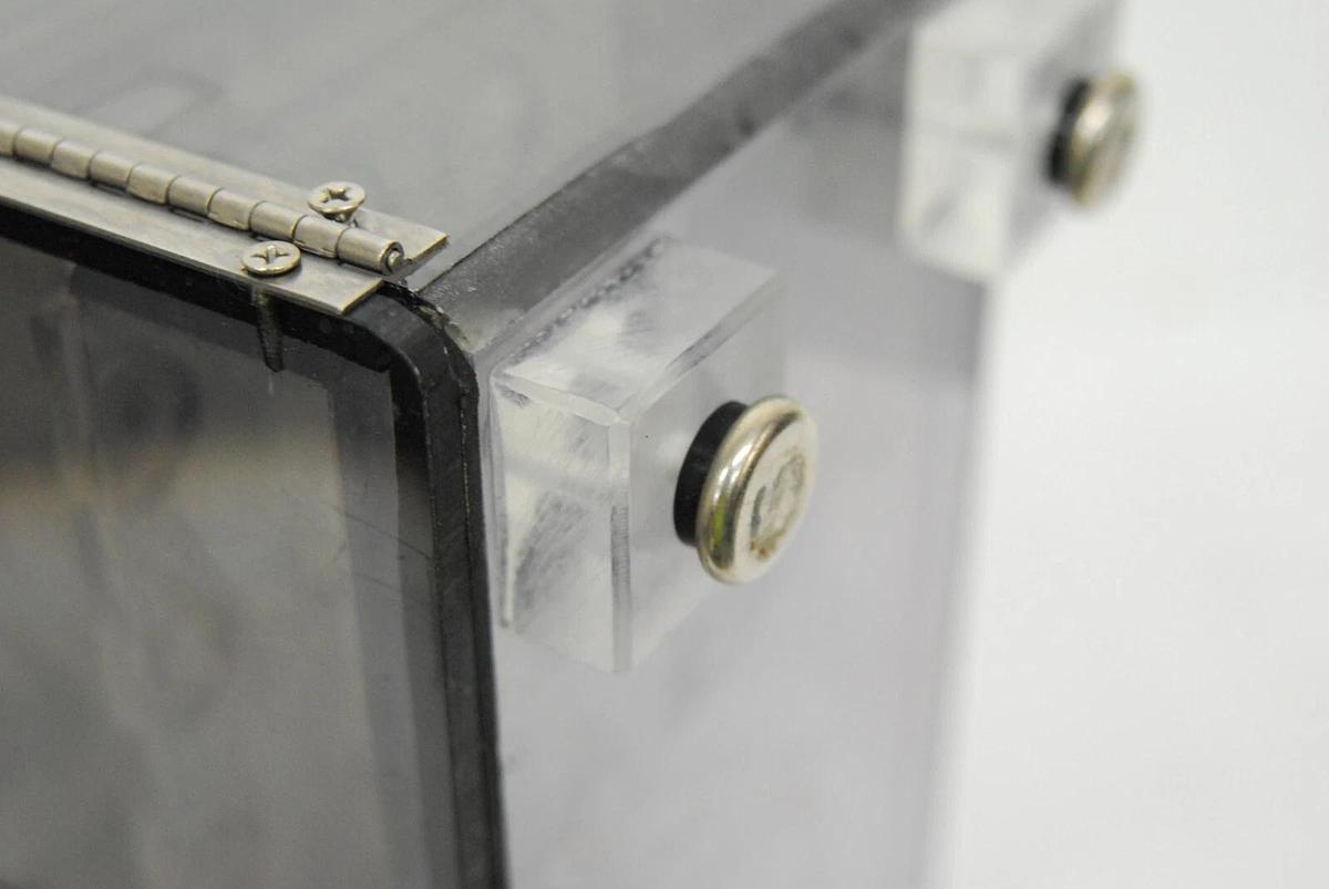 Used COY 100 Humidified Incubation Box (16"x12"x6")