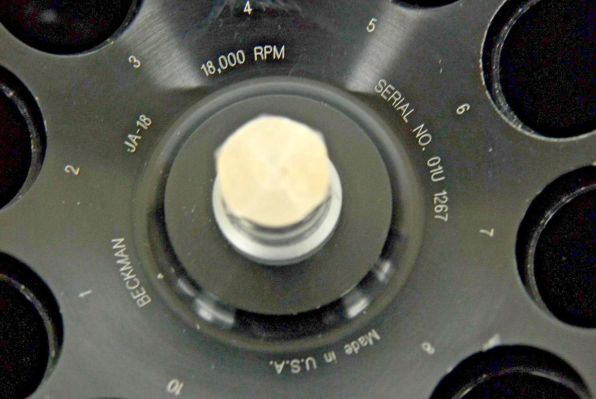 Used Beckman JA-18 Fixed Angle Centrifuge Rotor (10 x 100 mL, 18,000 rpm)