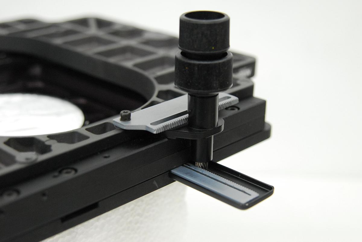 Used Nikon T-SSR Short-handle Rectangular Microscope Stage (Eclipse TE2000-E)