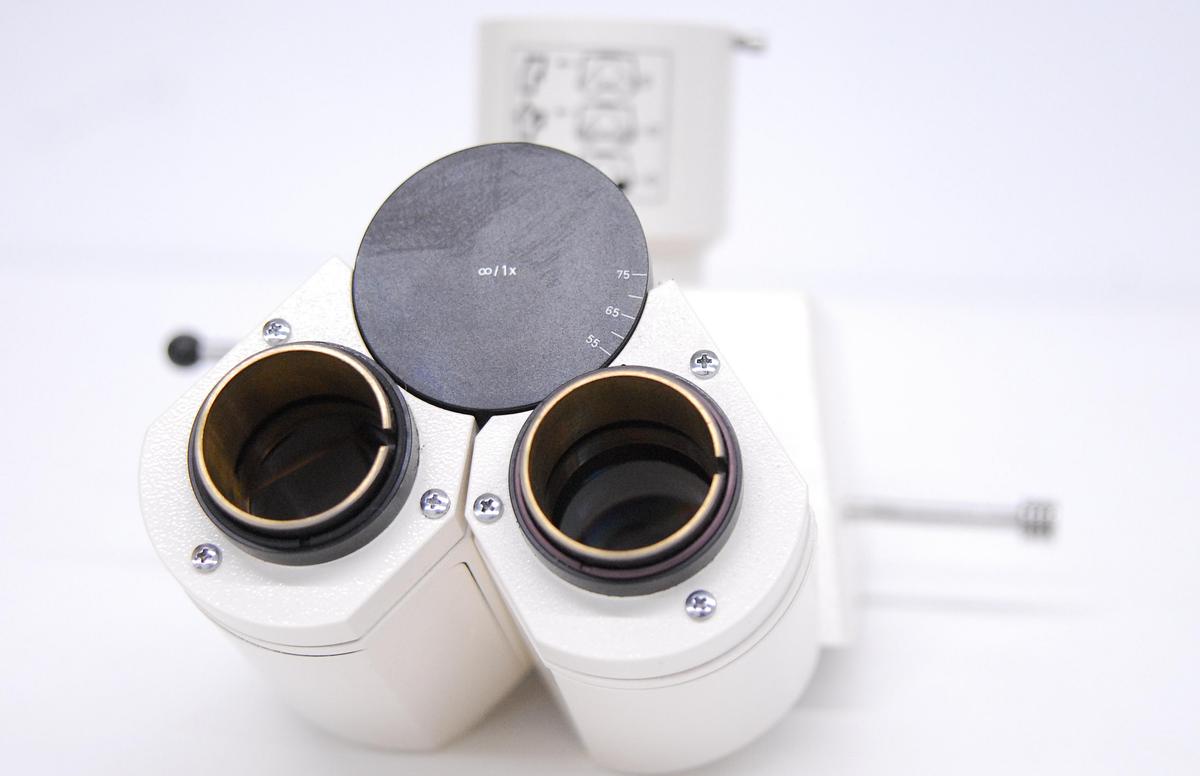 Used Zeiss 452920 Trinocular Microscope Head - Axioplan