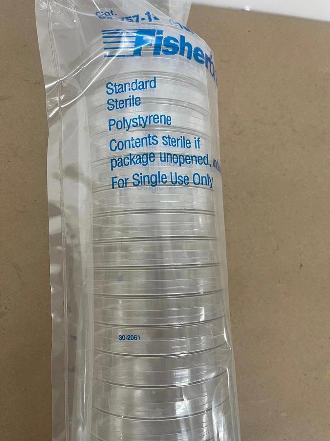 Used Fisherbrand 08-757-13 Petri Dish 100 x 15mm - 20 Pack