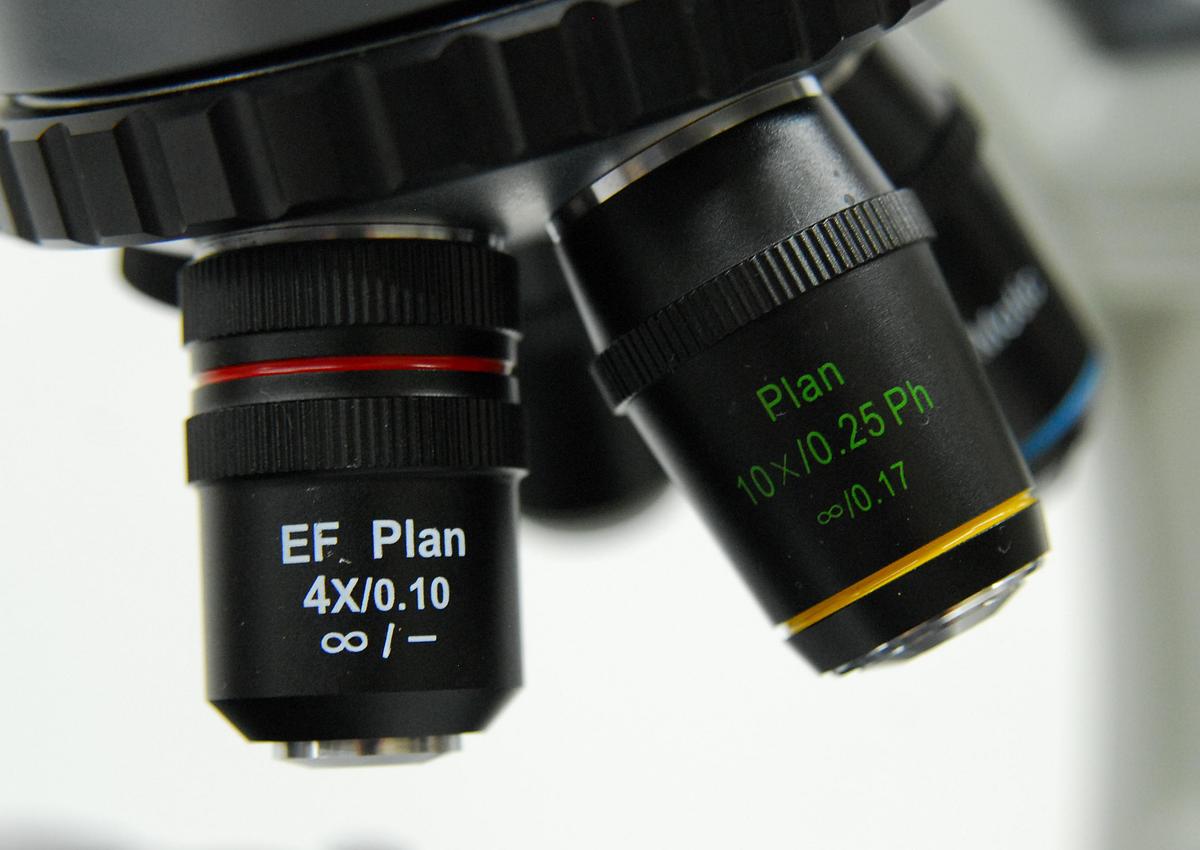 Used Motic BA300 Trinocular Phase Contrast Microscope W/ Plan 4/10/40/100 Objectives