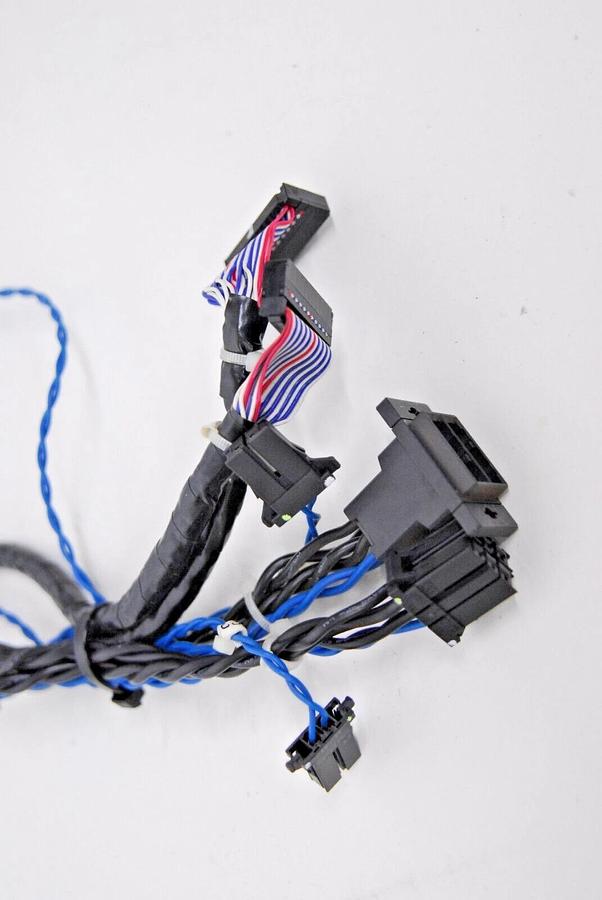 Used Kawasaki D32F-A001 - Lot of Cables/Connectors