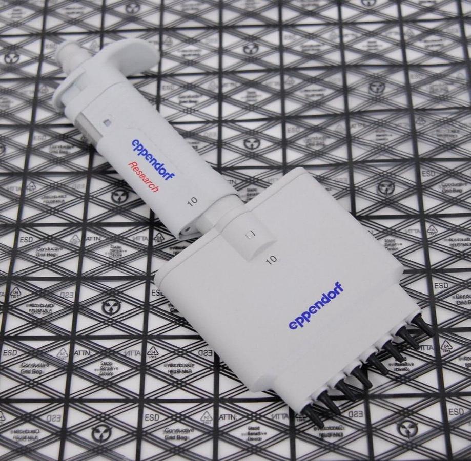 Used Eppendorf Research 10 0.5-10µL 8-Channel Manual Pipette