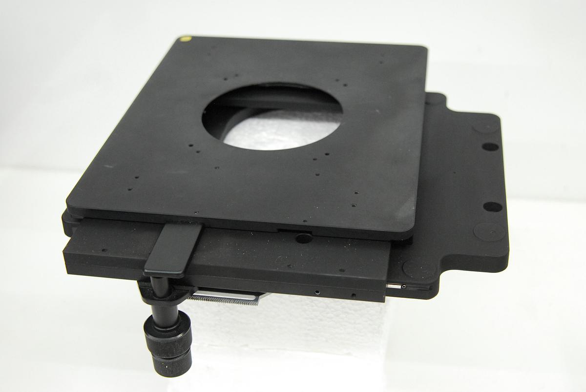 Used Nikon T-SSR Short-handle Rectangular Microscope Stage (Eclipse TE2000-E)