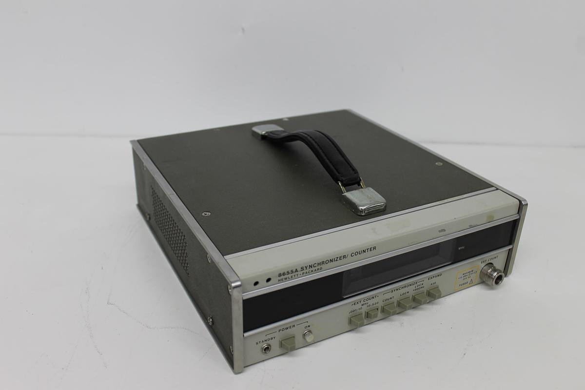 Used Hewlett Packard 8655A Synchronizer/Counter