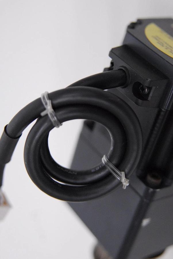 Used Oriental Motor Vexta ASM66AK-T7.2 Closed Loop Stepper Motor 0.98V 2.5A