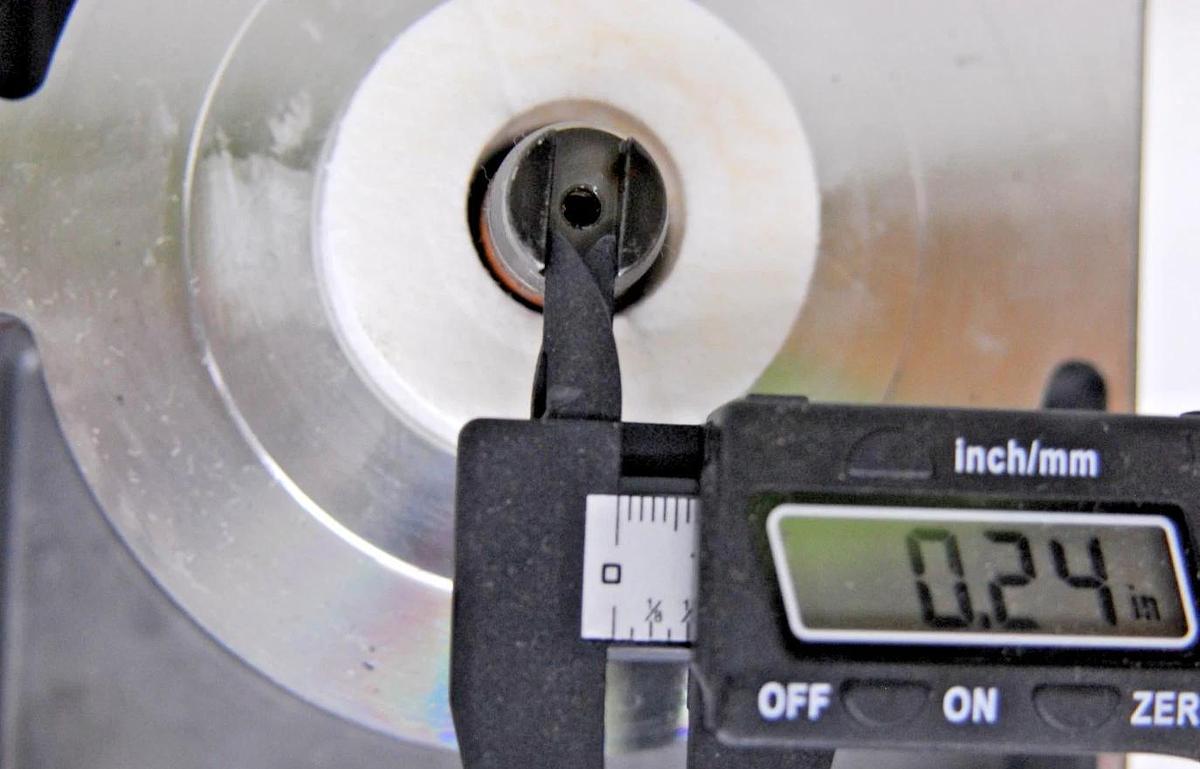 Used Hanning E7B2B-7-583 1-phase AC Motor 200-240VAC 2760/3155RPM (Pfiffer DUO 3)