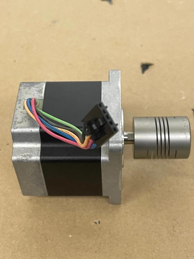 Used Oriental Motor Vexta PK566-NA Stepping Motor 5 Phase W/ HELI-CAL