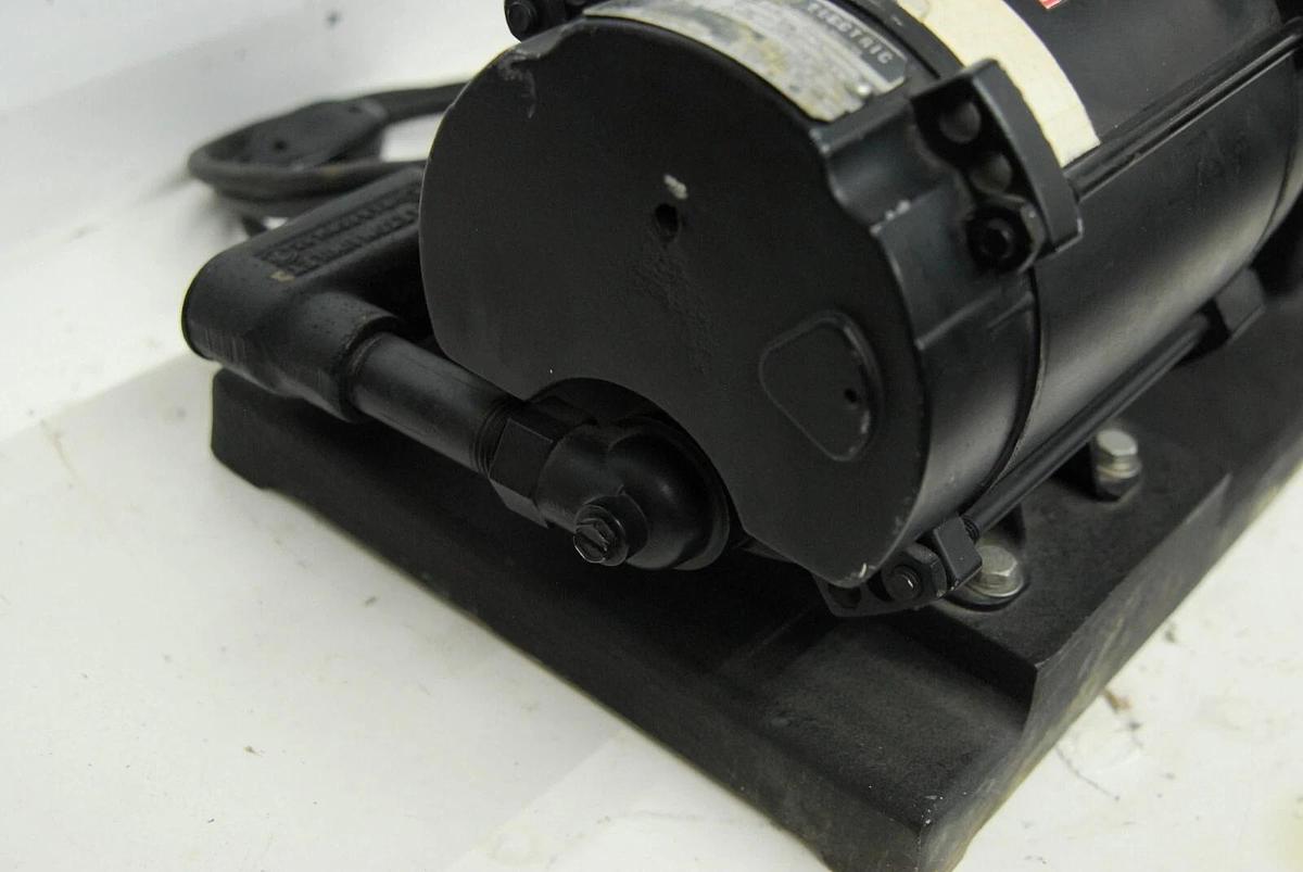 Used Sigmamotor T6SH Finger Pump W/ Zero-Max JK1 Drive, GE 5KH32KG651AX Motor - Works