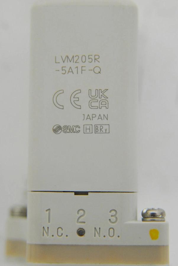 Used SMC LVM205R-5A1F-Q 3-Port Direct-Acting Base-Mounted Chemical Solenoid Valve