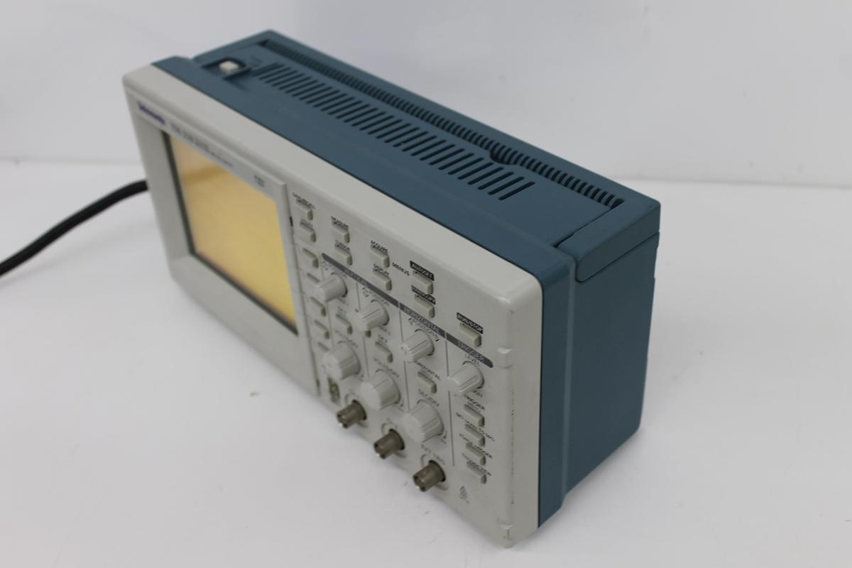 Used Tektronix TDS 210 60MHz Digital Oscilloscope TDS210