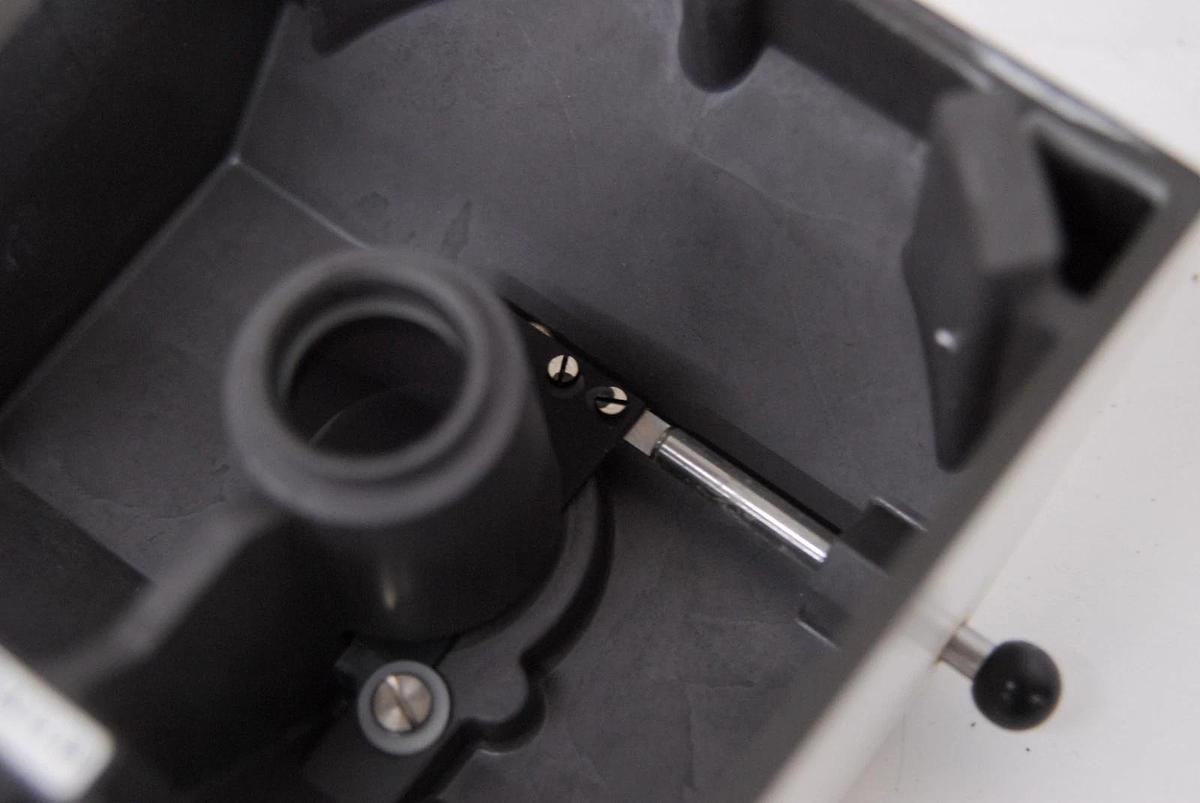 Used Zeiss 451320 Microscope Head Mount - Axiovert 100