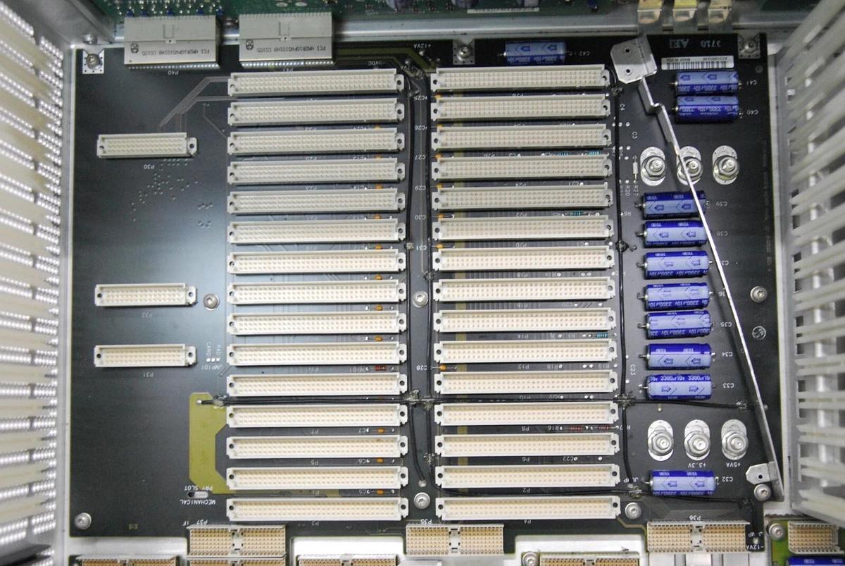 Used Aligent SONOS 5500 E-Box W/ Backend, COMM, Digital, I/O, Distribution Boards