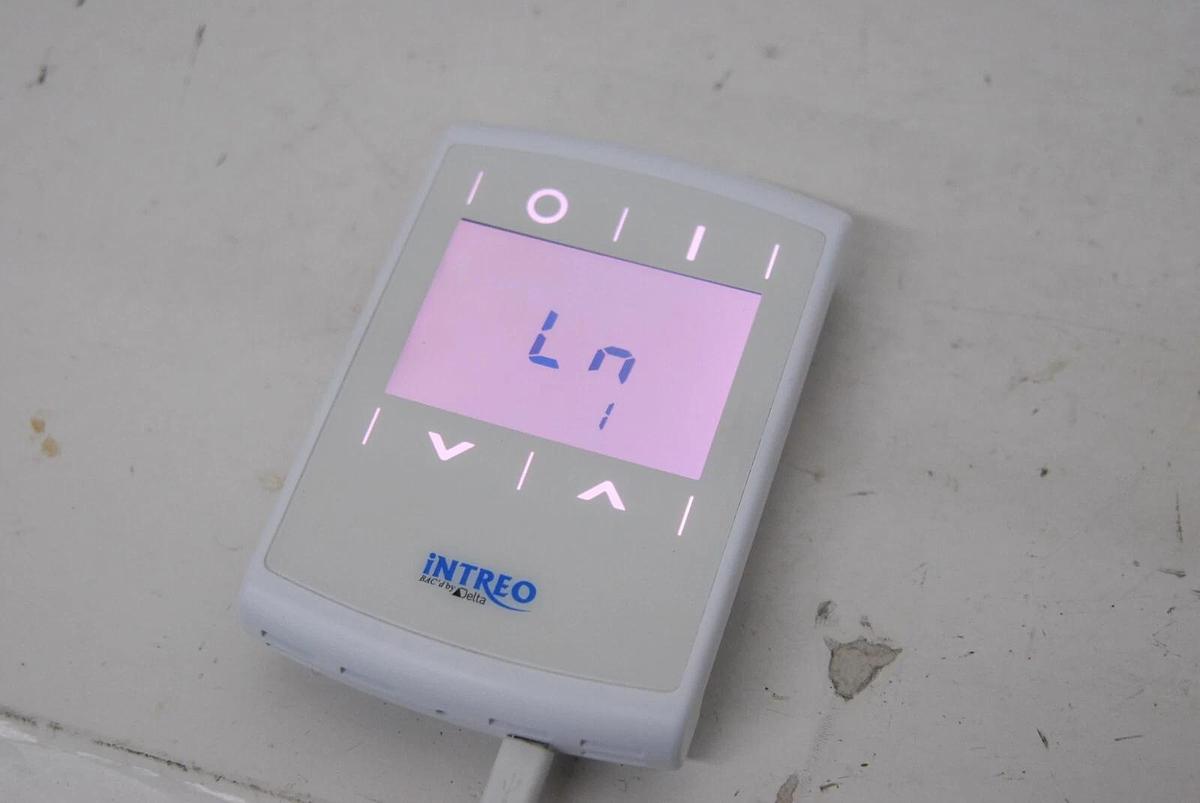 Used Delta iNTREO eZNS-T100-B-SM-047-WWG-CCI enteliZone Network Sensor