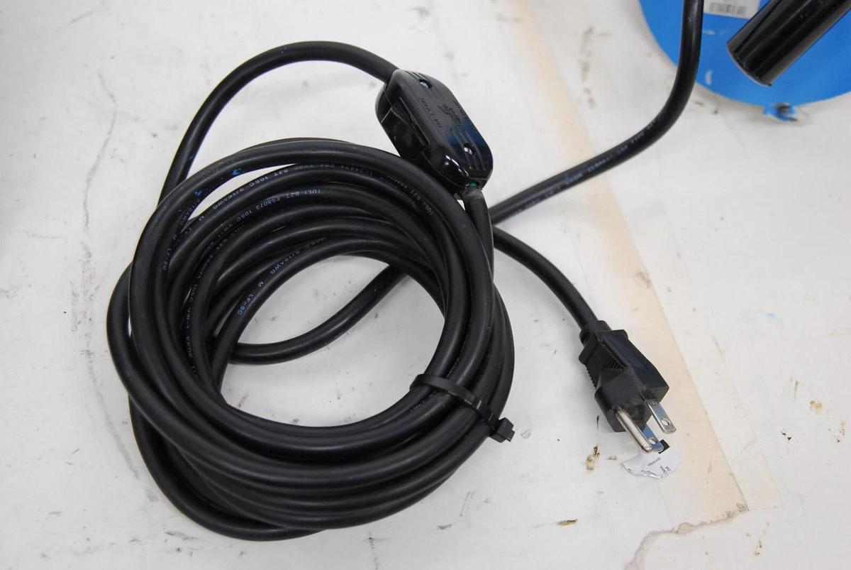 Used Westcott Spiderlite SPIDER Lighting Fixture W/ Bulb