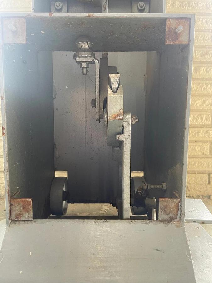 Used 1978 Grilliat-Jaeger Cork Boring Machine TYPE: BLC, No: 8402