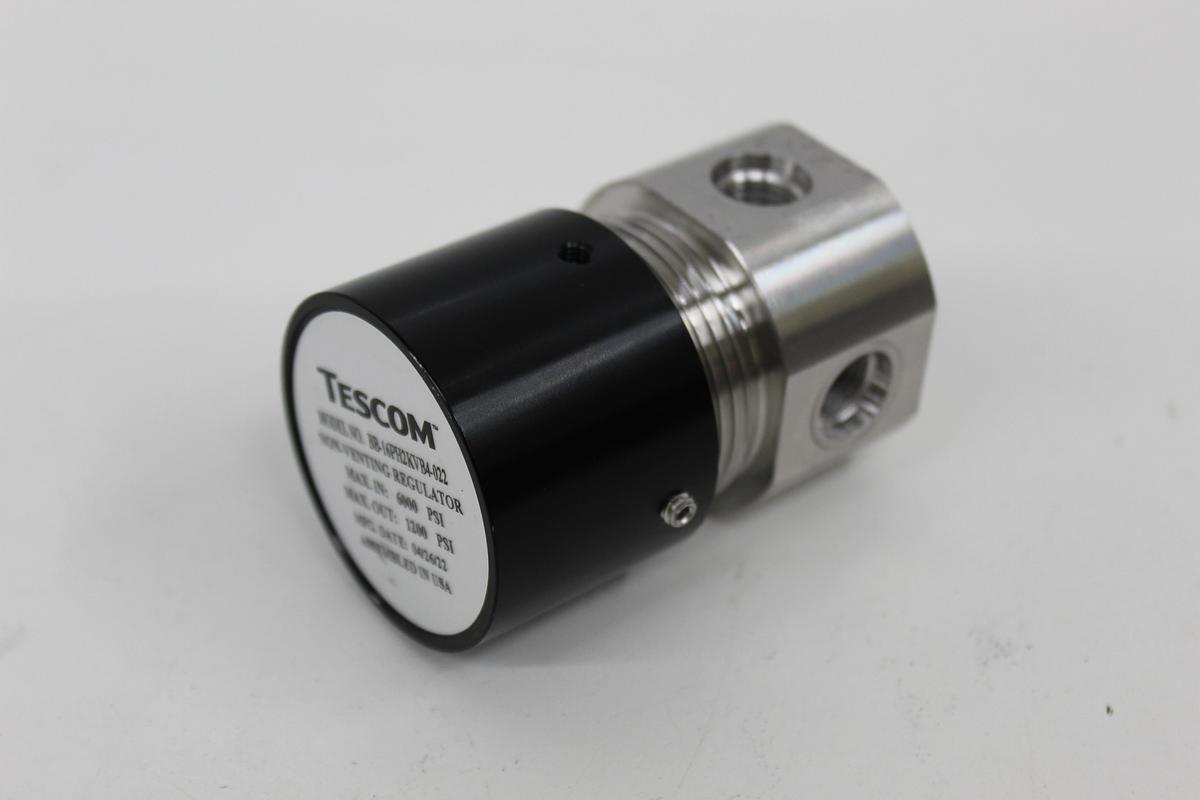 Used TESCOM BB-16PH2KVB4-022 High Pressure Non-Venting Regulator
